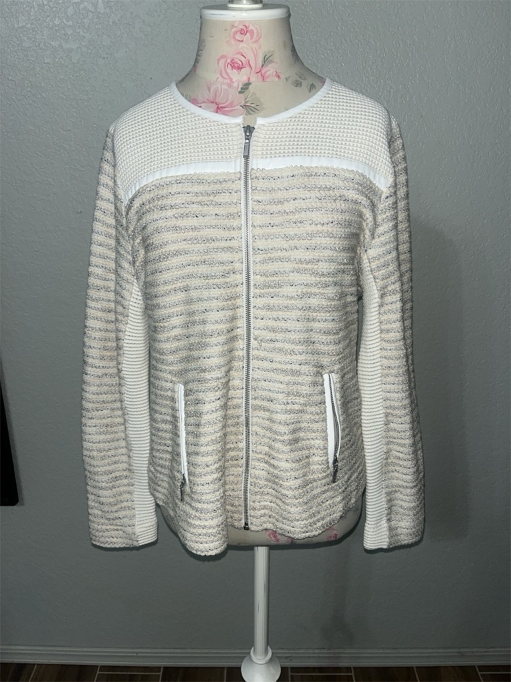 NIC+ZOE Cream and White Textured Zip  Jacket